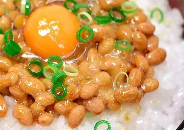 为什么有的日本料理要蘸生鸡蛋吃呢图3
