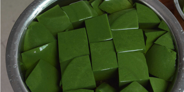 「素食品鉴」一种神奇的树叶豆腐，也叫神仙豆腐、观音豆腐