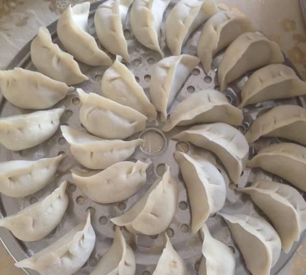 干香菇包饺子怎么做(干香菇能包饺子馅吗)图1