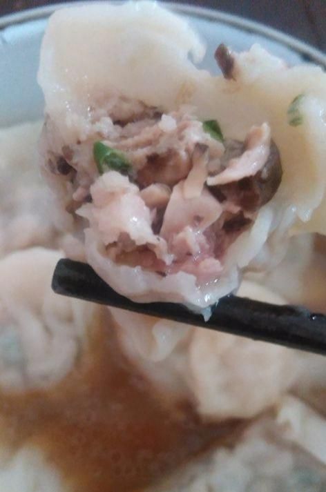 干香菇包饺子怎么做(干香菇能包饺子馅吗)图12