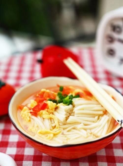 宽挂面食谱大全及做法(手工挂面的花样吃法)图5