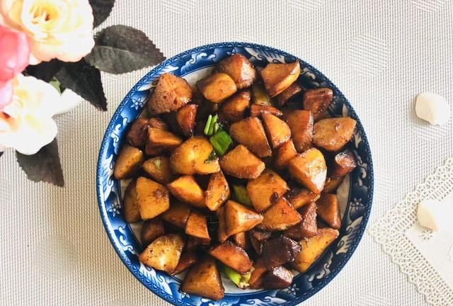 土豆中含有很多营养元素,怎样吃土豆才健康呢图3