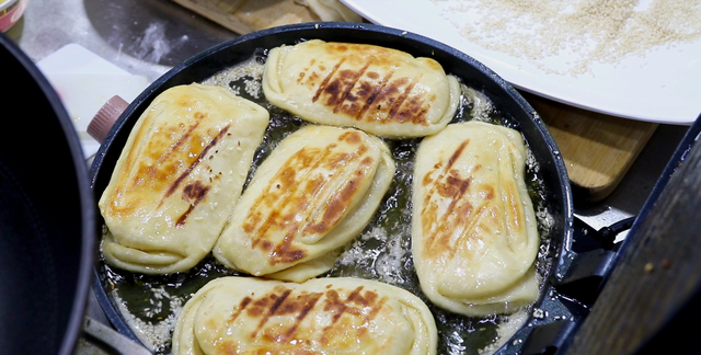 分享5种面食好吃的做法，外酥里软，没烤箱也能做，咬一口酥掉渣