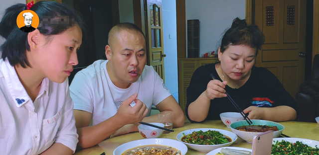  这才是蛏子最还吃的做法，入味多汁，做法简单，吃着超过瘾