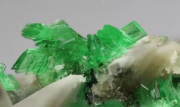 101种常见矿石识别方法，还不赶紧收藏
