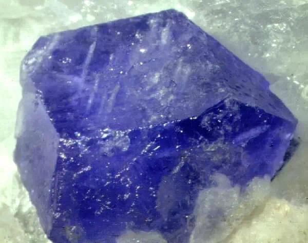 101种常见矿石识别方法，还不赶紧收藏