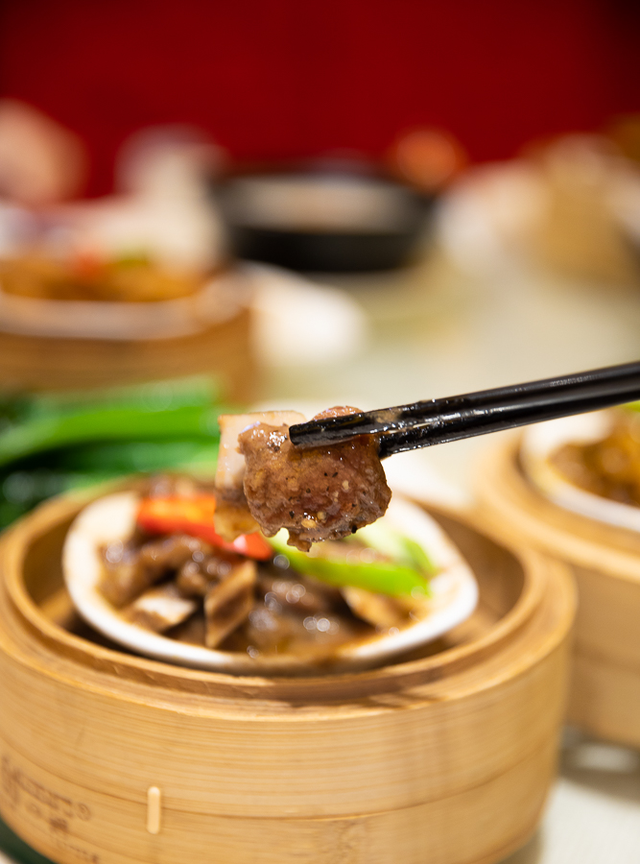 凤爪排骨虾饺烧麦叉烧包流沙包肠粉...安排