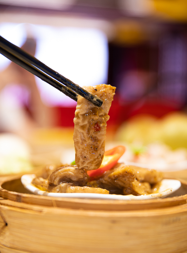 凤爪排骨虾饺烧麦叉烧包流沙包肠粉...安排