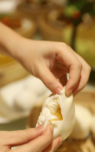 凤爪排骨虾饺烧麦叉烧包流沙包肠粉...安排