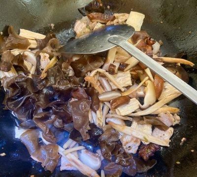 三鲜打卤面，保准你爱吃