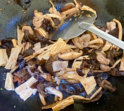 三鲜打卤面，保准你爱吃