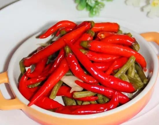 凤爪泡椒怎么做好吃(泡椒怎么做好吃)图4