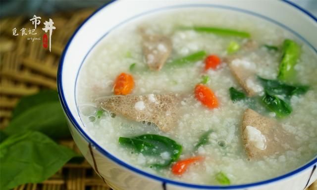 春天要常喝粥，大米加猪肝这样煮，温和更有营养，熬一锅特香