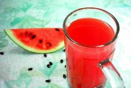 西瓜是夏天必不可少的水果图3