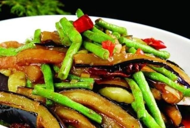 茄子炒豆角怎么做(茄子炒豆角的)图3