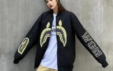 什么叫卫衣为什么叫这个名字(连帽卫衣和无帽卫衣哪种更好穿)