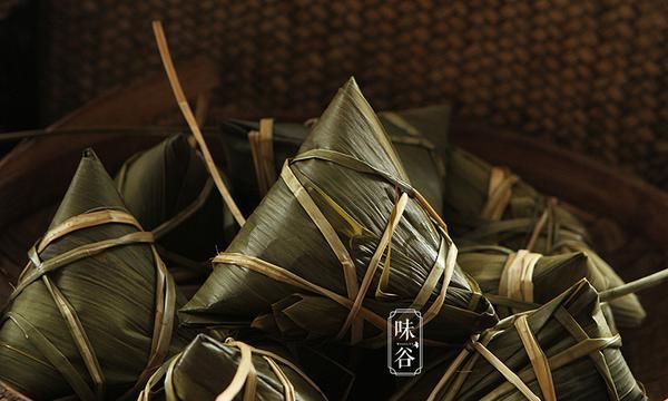 端午将至，粽子飘香，教你地道做法，咸香软糯