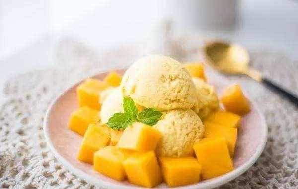 你喜欢吃芒果口味的甜品吗英语,怎么做芒果口味的小甜品图2
