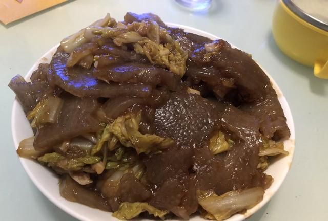 煮完骨头的汤怎么利用(煮完骨头留下的汤怎样利用)图11