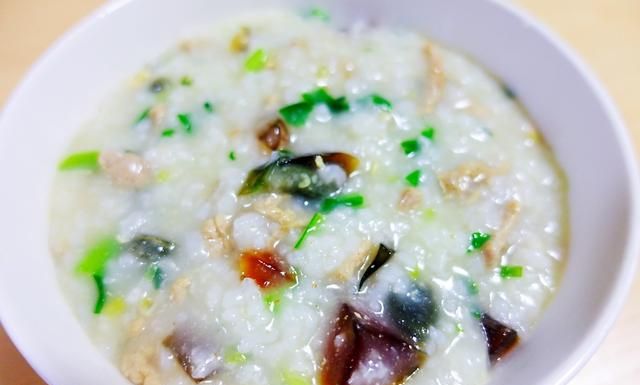给孩子做早餐，少吃油条和包子，多吃这4样，低脂饱腹又营养