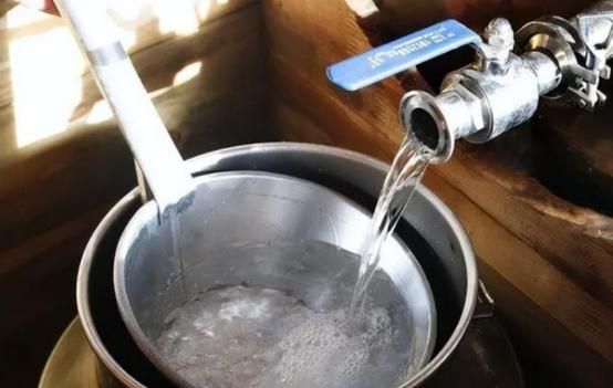 市面上有这3种白酒，懂行的人都不喝，全是酒精勾兑，你了解吗？