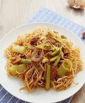 挂面条怎么做好吃窍门(煮挂面配什么卤子好吃)图2