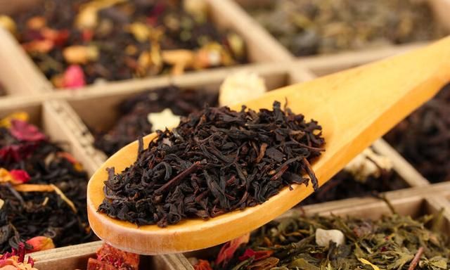 家里放了几年的红茶、绿茶、普洱茶，还能不能泡来喝？答案来了