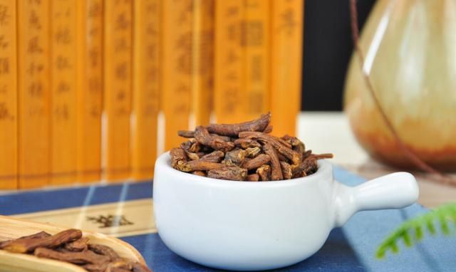 蒲公英的根和叶子哪个功效好图4