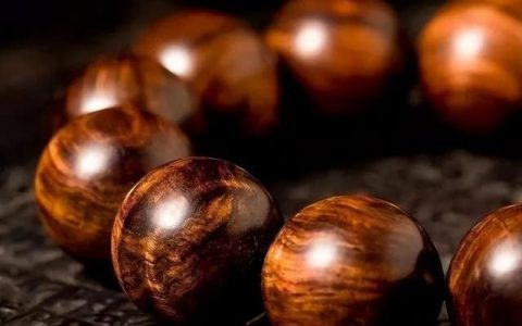 沉香黄花梨小叶紫檀同质量哪个贵