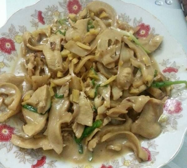 在家五分钟就能做出海鲜刺身，象拔蚌一蚌多吃，味道不输海鲜酒楼