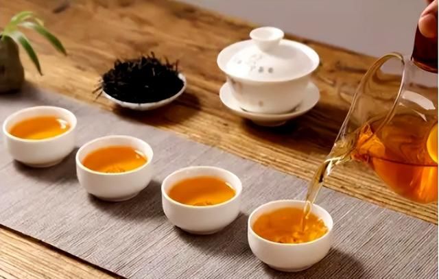 现在才明白！茶叶这样泡才会更好喝，这3个泡茶小妙招你都会吗？