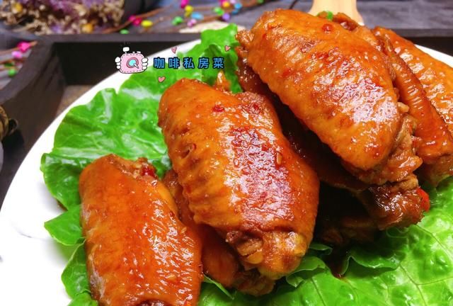 红烧鸡翅不放可乐的做法(红烧鸡翅不放糖酱油可乐的做法)图1