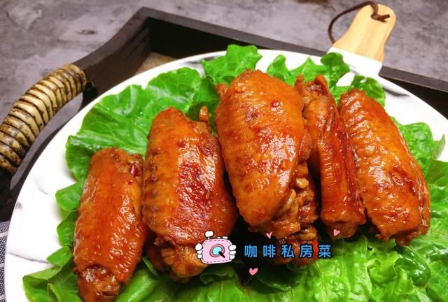 红烧鸡翅不放可乐的做法(红烧鸡翅不放糖酱油可乐的做法)图3