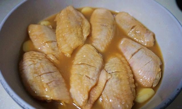 如何烤出美味的鸡翅(鸡翅烤出白色的圆球)图17
