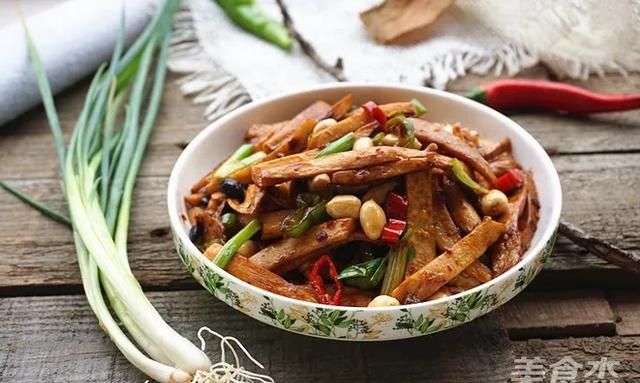 蘑菇怎么做好吃(蘑菇怎么做好吃教程大全)图6