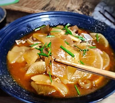 #我心中的冬日限定#肉皮炖萝卜