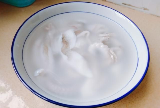 墨斗鱼怎么炒最好吃,炒墨斗鱼直接炒吗图7