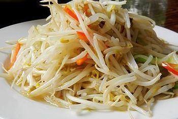 饭店招厨师,试菜,来个炒豆芽,豆芽怎么炒好吃呢图1