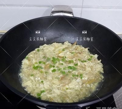 黄花菜鸡蛋汤的做法