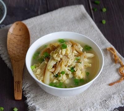 黄花菜鸡蛋汤的做法