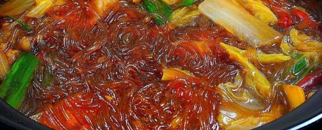 白菜炖粉条怎么做(白菜猪肉炖粉条子)图3