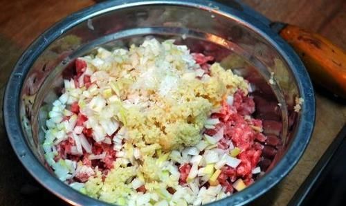 红烧丸子怎么做才好吃(红烧丸子图片大全大图)图2