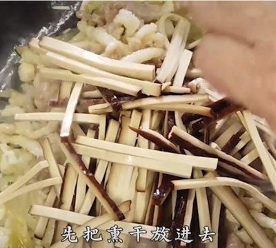 「榨菜肉丝」国宴大师炒家常菜到底有何不同？