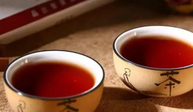 查出甲状腺结节？提醒：学会拒绝这3种“发物”，或有助消散结节