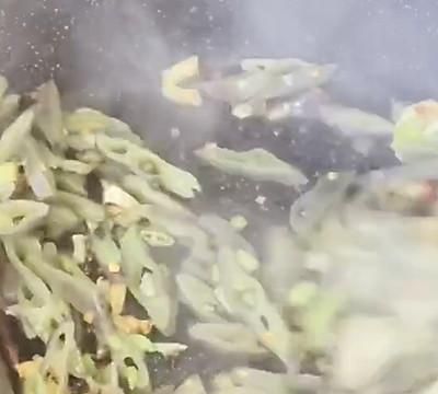 #我心中的冬日限定#爆炒紫扁豆