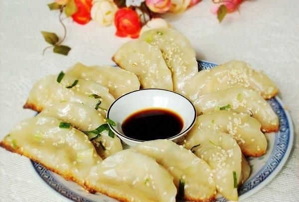 南京牛肉锅贴的做法是什么,南京牛肉锅贴做法大全集图1