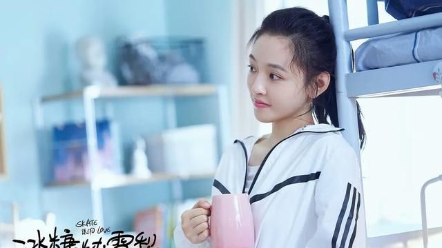 冰糖炖雪梨吴倩和张新成吻戏花絮图3