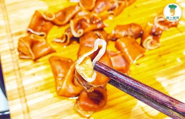 父亲收藏30年的洗猪大肠技巧，肉色白嫩轻松除腥，技巧实用简单