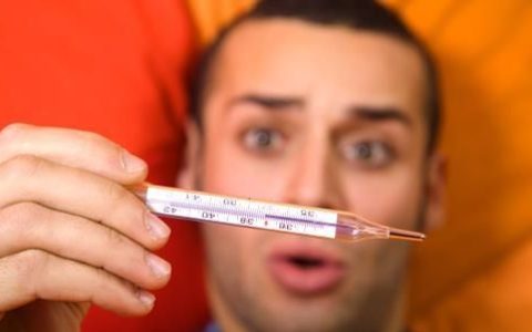 温度计碎了地上有水怎么办