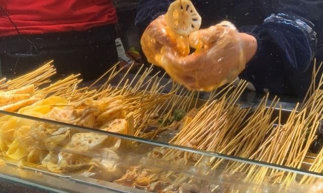 重庆曾经最好吃的酸辣粉，涨到10元1碗，却没有以前的感觉了